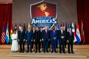 escudo-das-americas:-o-que-e-a-alianca-de-trump-que-flavio-quer-aderir
