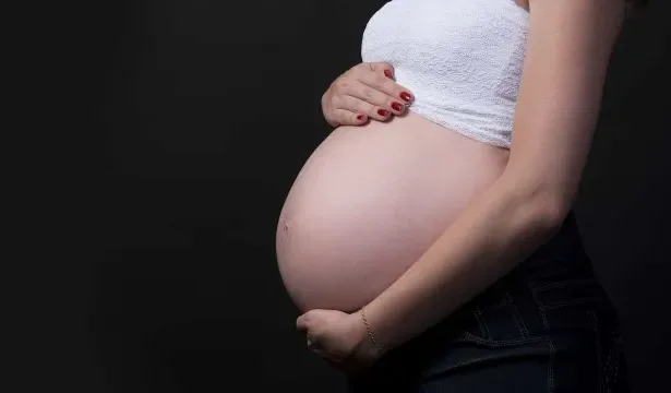 resistencia-as-vacinas-contra-gripe-e-covid-coloca-gestantes-em-risco