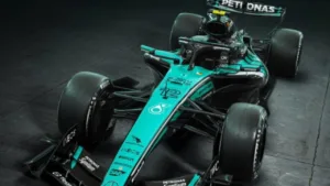 mercedes-reveals-a-special-emerald-green-livery-for-the-formula-1-bahrain-gp-in-malaysia