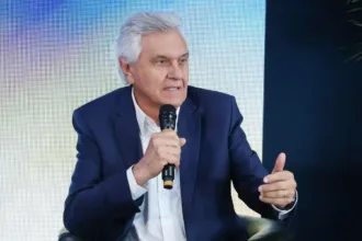 caiado:-“de-que-lado-voce-esta?-o-meu-foi-sempre-contra-o-pt”