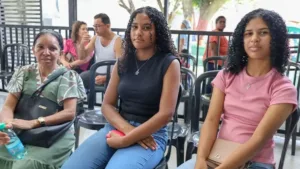 impedida-de-jogar-volei-na-escola-por-falta-de-rg,-jovem-que-sonha-com-selecao-brasileira-tira-documento-em-goiania