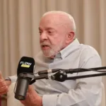 flow-podcast:-lula-diz-que-flavio-e-“ligado-a-milicianos”-e-que-“fascismo-nao-volta”-ao-pais