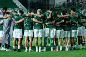 goias-se-aproxima-de-ciclo-inedito-na-serie-b