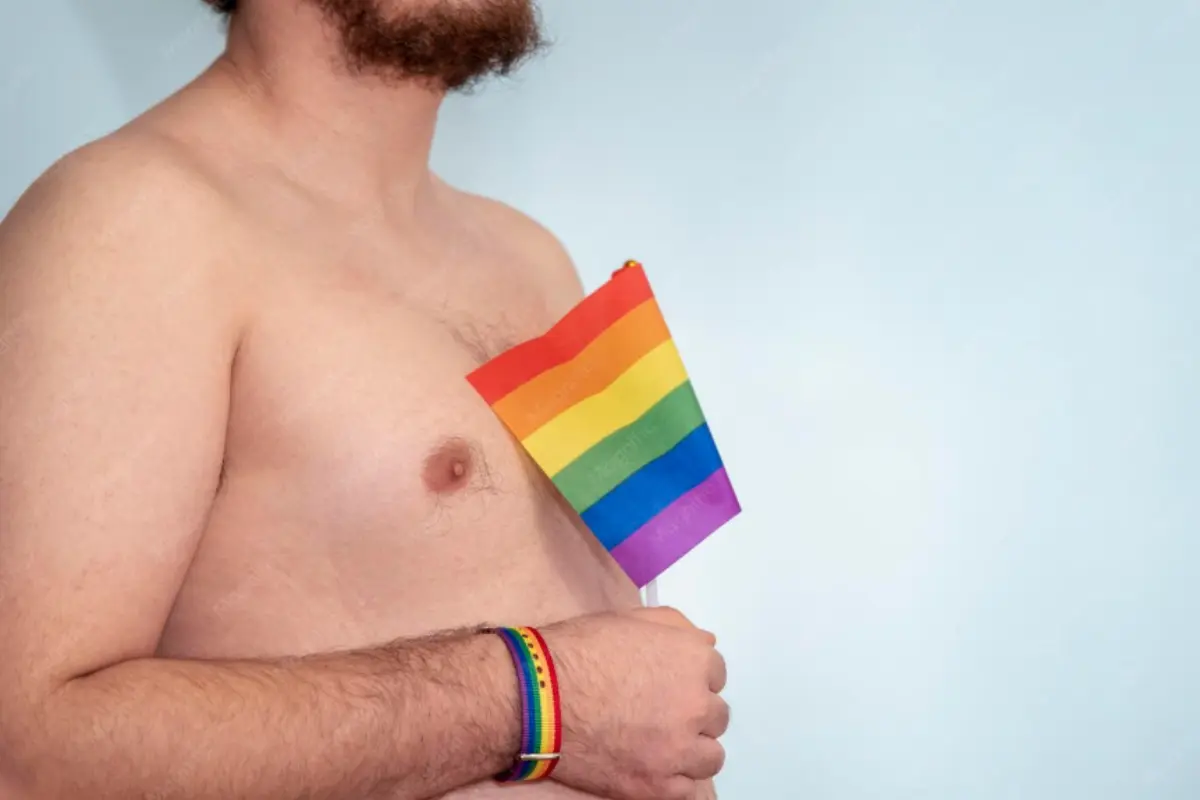 ‘mundo-ficou-mais-colorido’:-homem-trans-diz-que-cirurgia-mudou-relacao-com-proprio-corpo,-em-aparecida