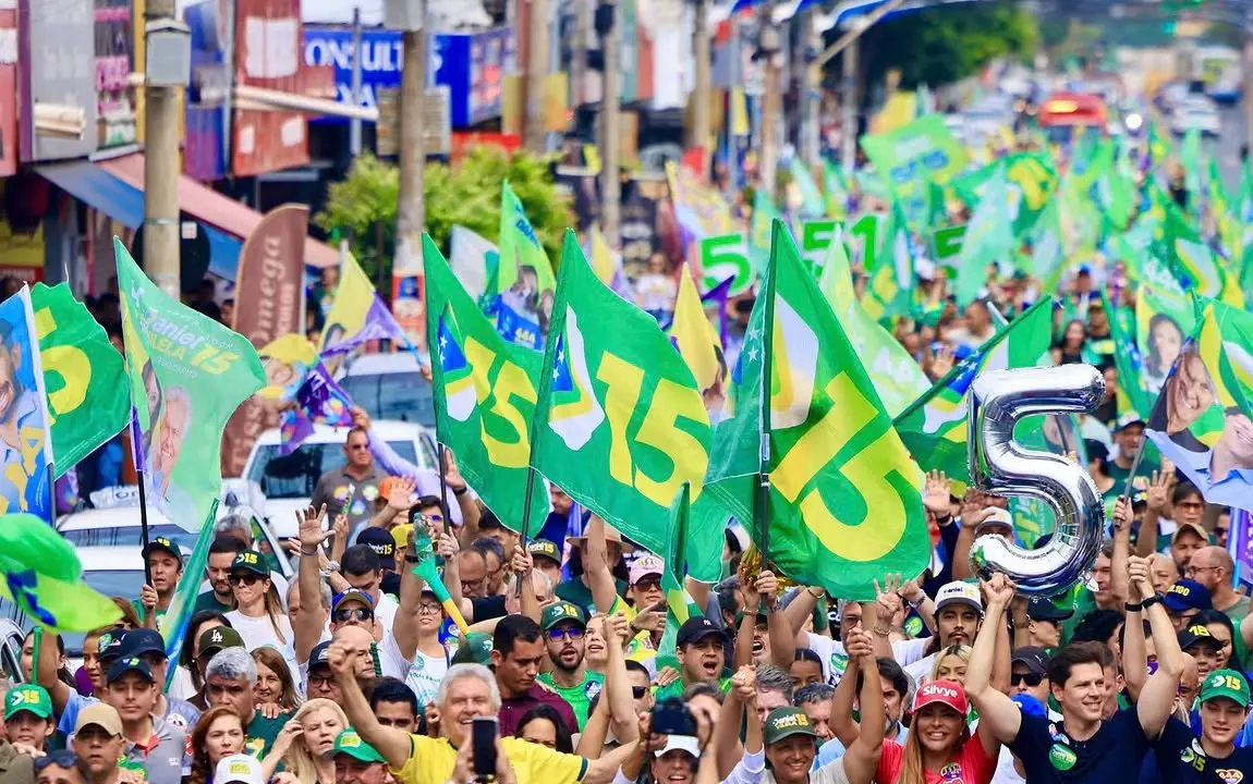 daniel-vilela-faz-caminhada-em-goiania-e-diz-estar-com-“consciencia-tranquila”-sobre-campanha