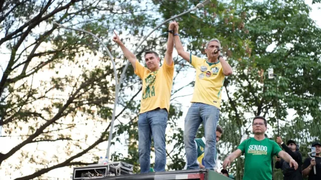 Gayer leva demandas de Goiás a debate sobre corte de impostos com equipe de Flávio Bolsonaro