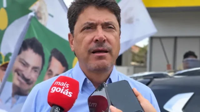 Em último ato do 1º turno, Wilder diz ser o único candidato de direita: ‘Goiás é bolsonarista’