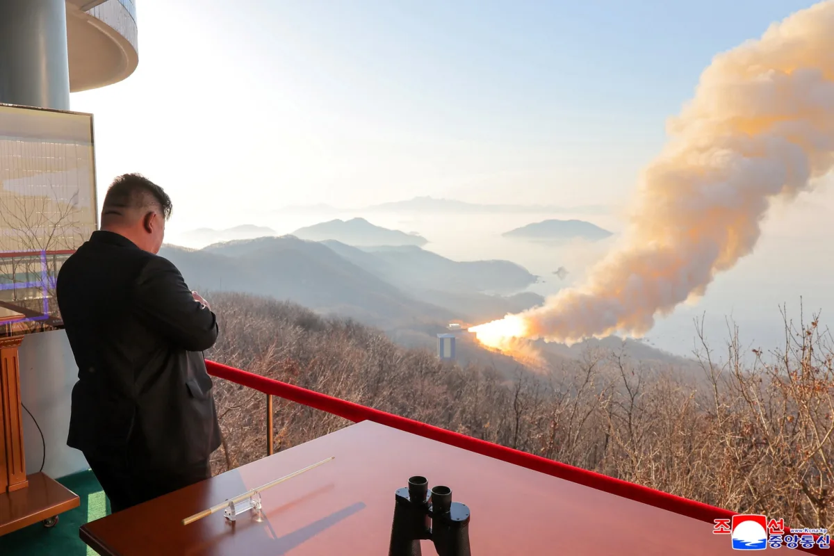coreia-do-norte-diz-ter-testado-missil-com-ia,-que-decidiu-sobre-o-rumo-do-artefato:-‘nao-ha-como-evitar-o-ataque’