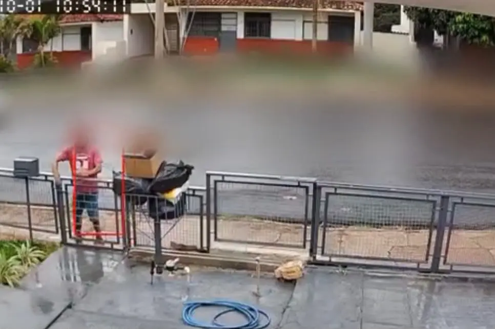homem-invade-casa-em-jatai,-compra-bebidas-com-cartao-furtado-e-troca-por-drogas