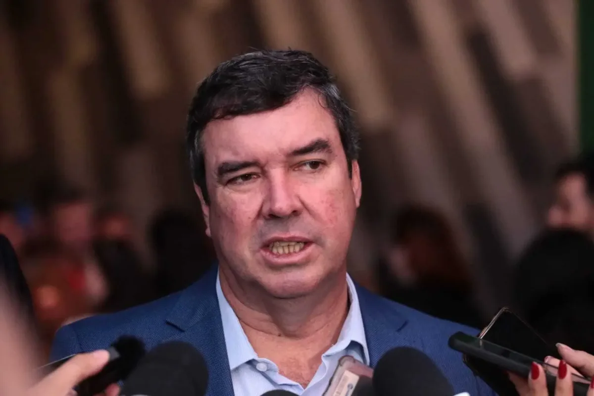 eduardo-riedel-e-reeleito-governador-de-mato-grosso-do-sul-no-primeiro-turno