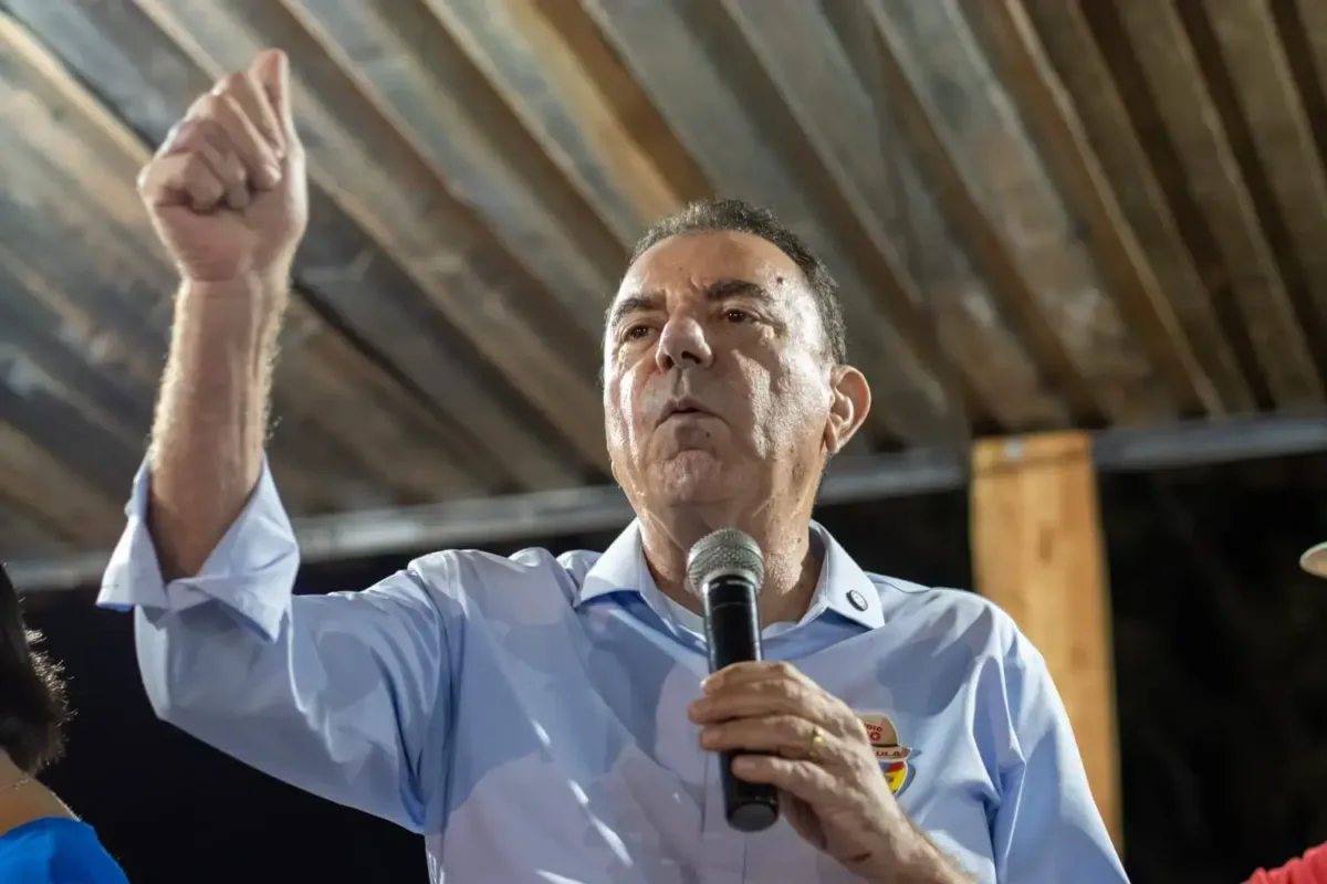 luis-cesar-bueno-nao-concede-entrevista-coletiva-apos-terminar-em-terceiro-lugar-na-disputa-pelo-governo-de-goias