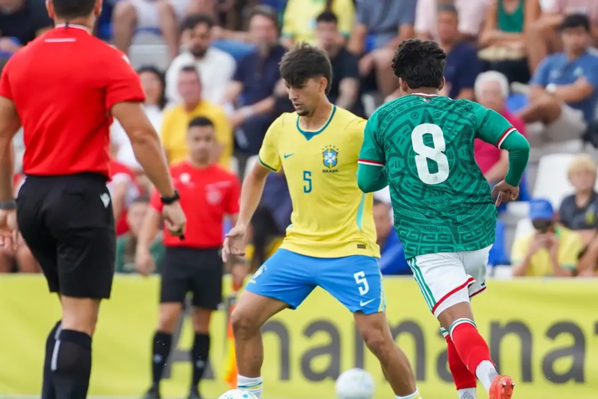 titular-na-goleada-da-selecao-em-amistoso-nao-deve-enfrentar-o-athletic-na-serrinha