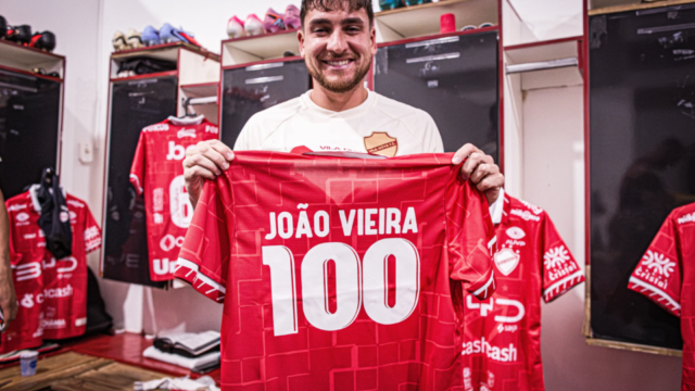 “O Vila Nova é minha vida”: João Vieira se declara ao clube após completar 100 jogos