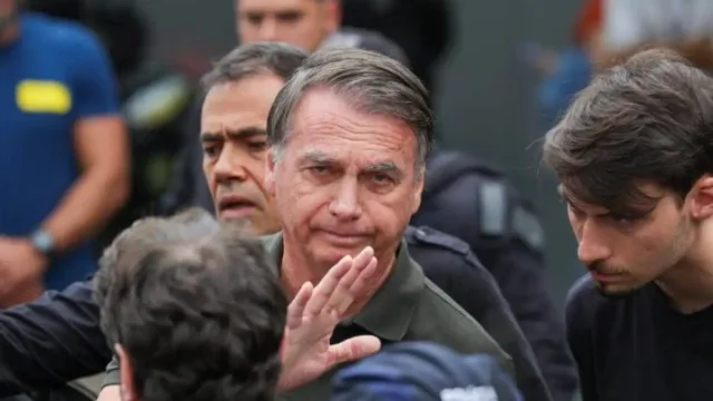 Nunes Marques avalia pautar soltura de Bolsonaro após 2º turno nas Eleições 2026