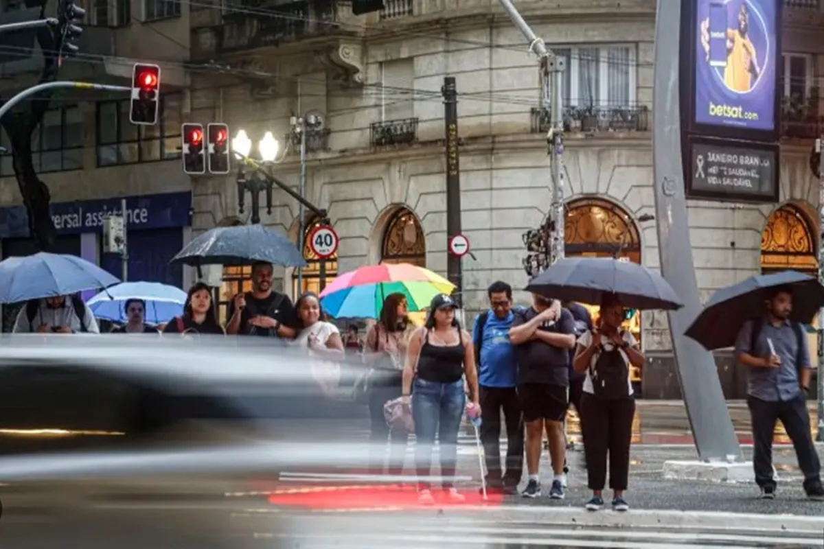clima:-temporais-atingem-sul,-sudeste-e-centro-oeste-nesta-3a