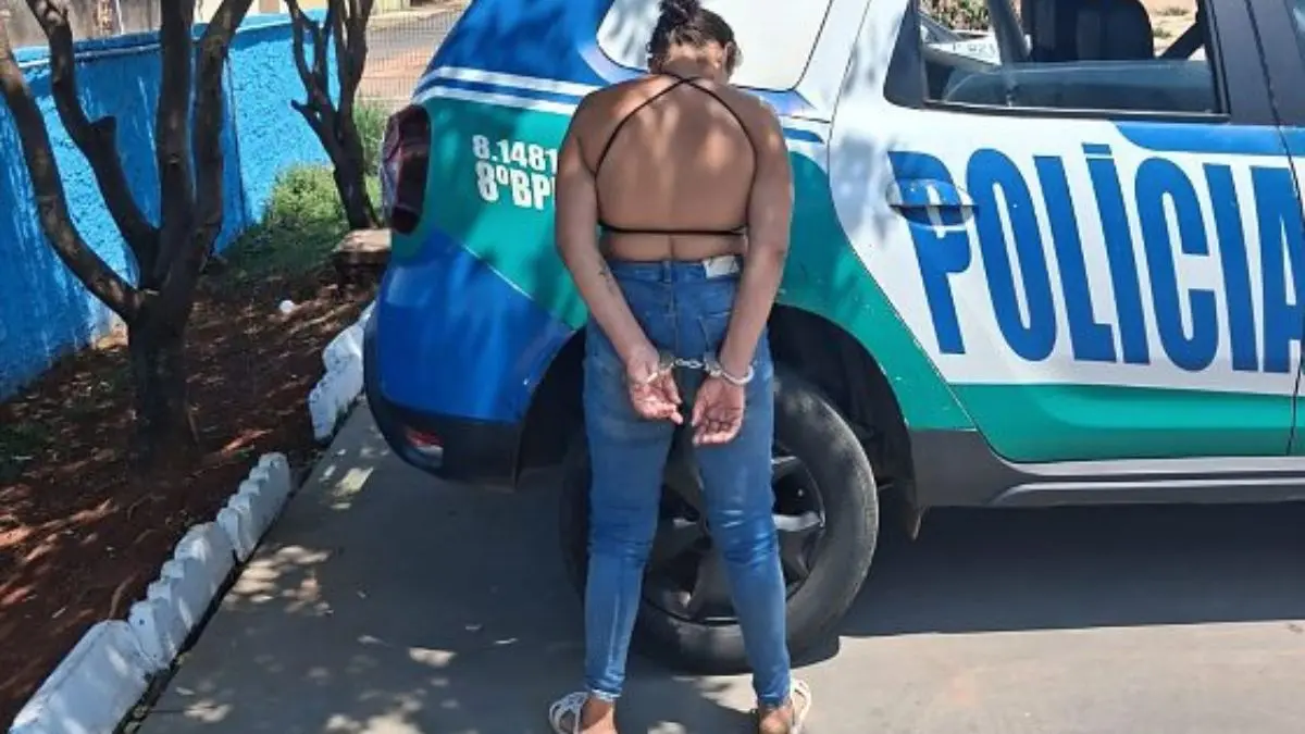 ‘veio-pra-cima-de-mim’:-mulher-alega-legitima-defesa-apos-esfaquear-homem-em-aparecida