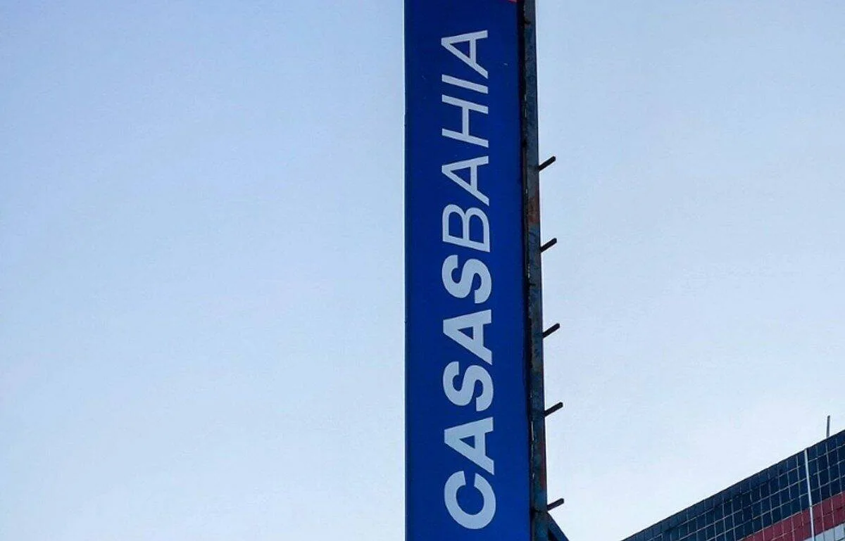casas-bahia-perde-4.647-funcionarios-e-reduz-estoques-em-40,5%
