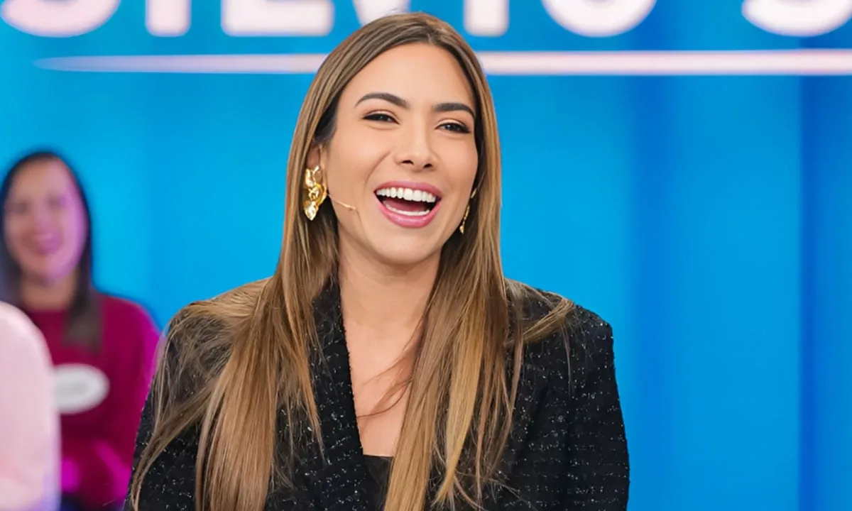 patricia-abravanel-aparece-sem-alianca-em-video-do-show-do-milhao