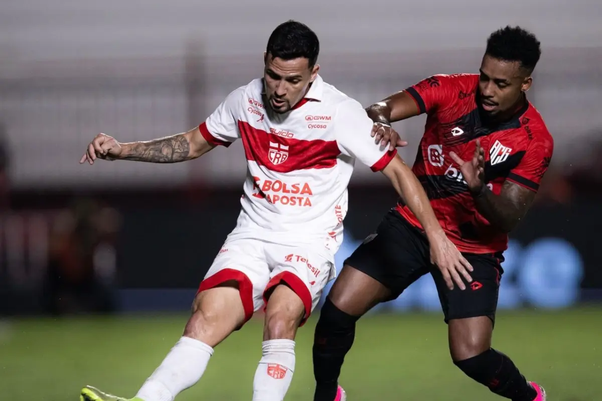 lembra?-atletico-evitou-goleada-do-crb-no-accioly-no-primeiro-turno