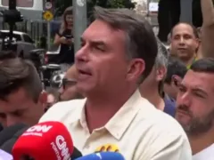 Flávio Bolsonaro diz que proibição às bets é agressão à segurança jurídica