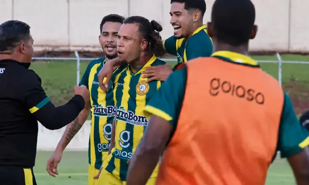 segunda-divisao-do-goianao:-bom-jesus-e-goianesia-vencem-e-irao-decidir-ultima-vaga-do-acesso