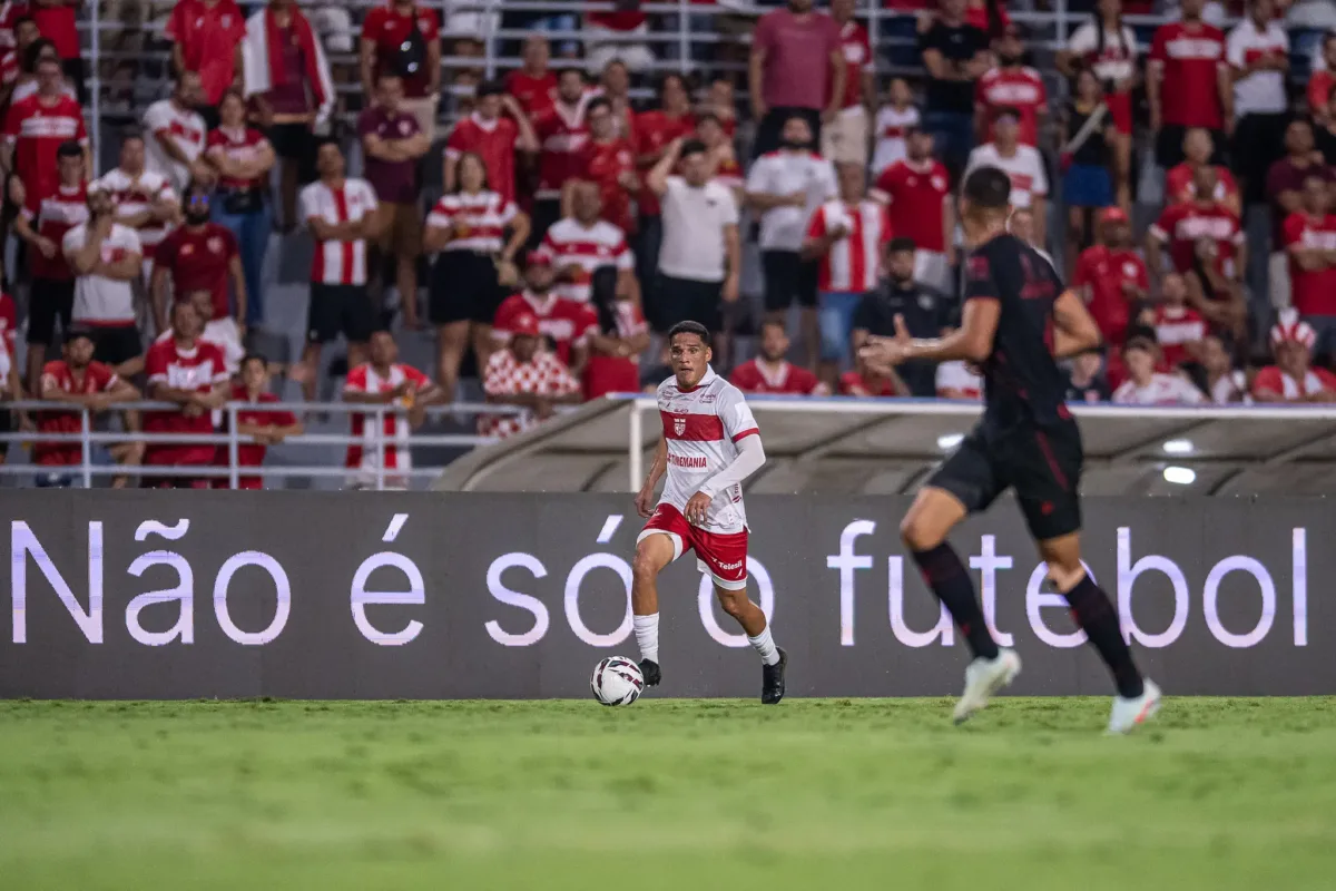 crb-aproveita-vacilos-na-defesa-do-dragao-e-marca-dois-gols-em-15-minutos