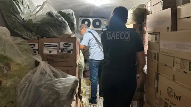 Empresários são alvo de operação por fraudes em contratos de merenda escolar em Goiânia