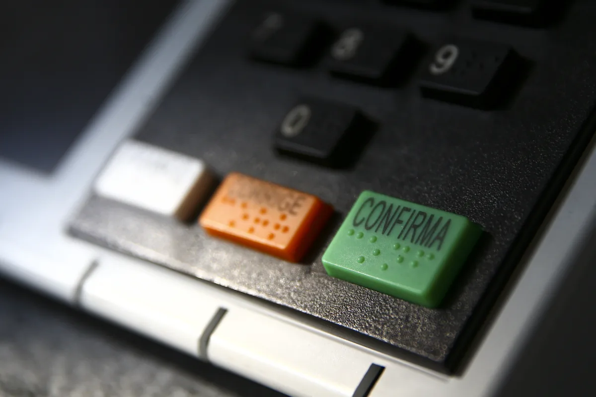 datafolha,-2o-turno:-veja-intencao-de-voto-por-regiao,-genero,-idade,-identificacao-politica,-cor-e-religiao-–-g1