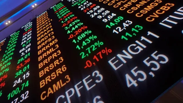 Bolsa tem leve alta à espera de pesquisa e diante de nova alta do petróleo