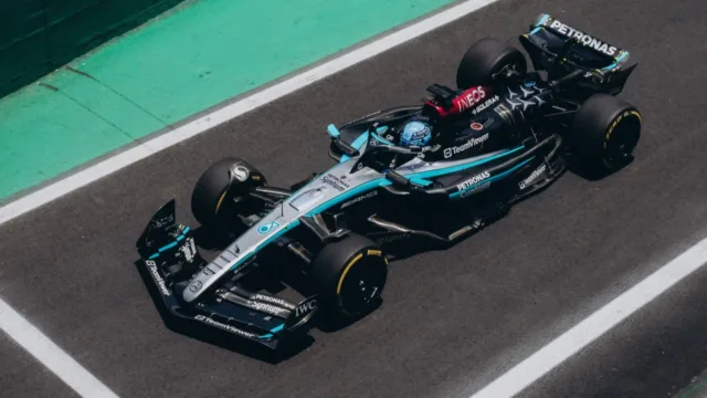 Russell confirma força da Mercedes em Singapura; Bortoleto poupa pneus no TL1
