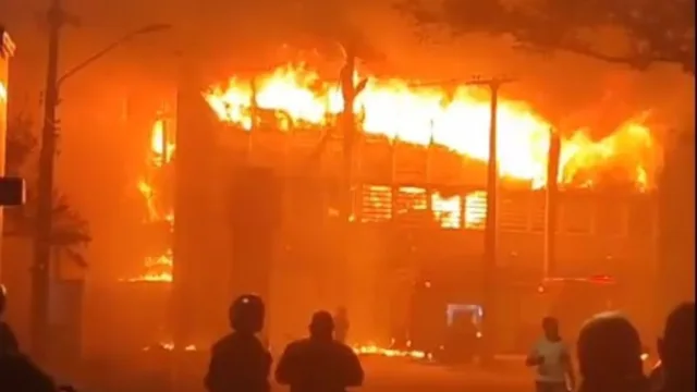 Reitor da UFPE estima que incêndio causou prejuízo de R$ 100 milhões