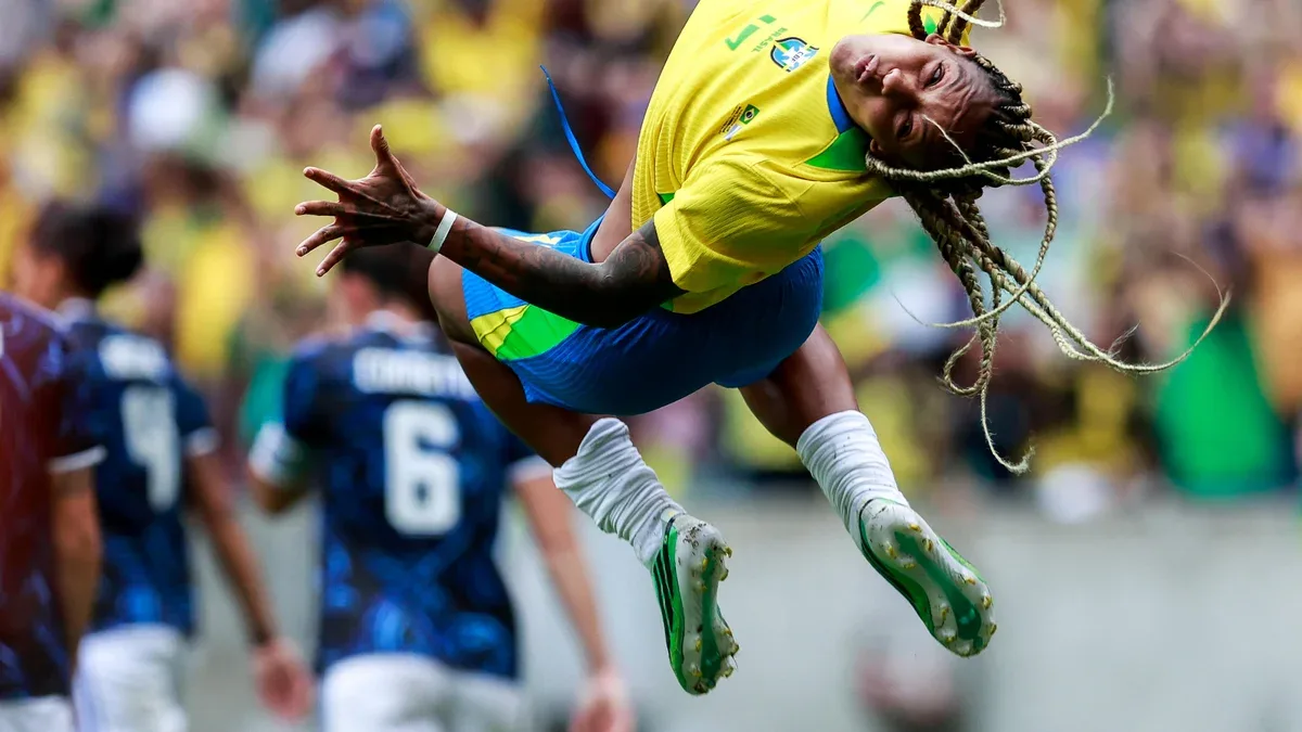 selecao-brasileira-feminina-vence-a-argentina-com-golacos-em-seu-primeiro-jogo-da-historia-em-porto-alegre-–-gzh