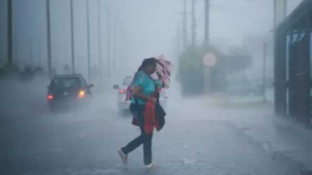 Frente fria deve provocar tempestades com granizo e ventos de mais de 70 km/h em Goiás