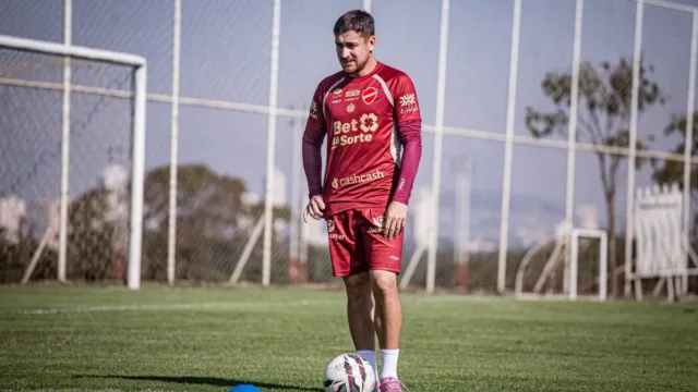 Vila Nova perde volante titular para jogo decisivo pelo acesso contra o Novorizontino