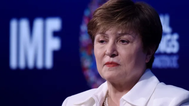 IA pode afetar 40% dos empregos no mundo e dificultar entrada de jovens no mercado, alerta FMI