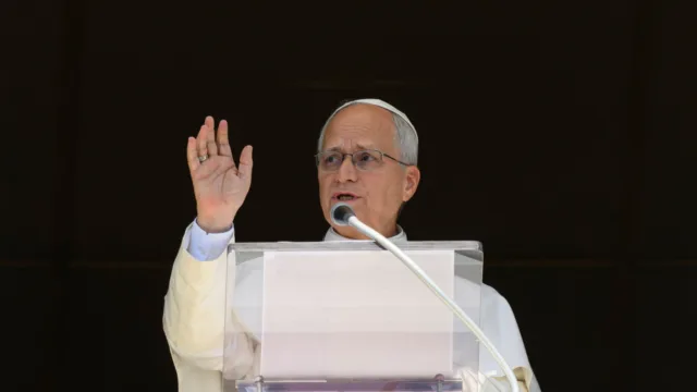 Quem comanda a Igreja Católica durante a recuperação do papa Leão 14 após a cirurgia contra câncer? – G1