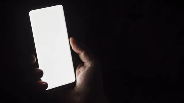 Deepfakes estão cada vez mais difíceis de detectar, alertam especialistas da OpenAI e Meta