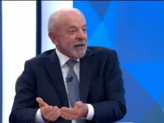 “Muito dinheiro na mão de poucos é pobreza”: Lula defende distribuição de renda e muda posição sobre maioridade penal; assista sabatina