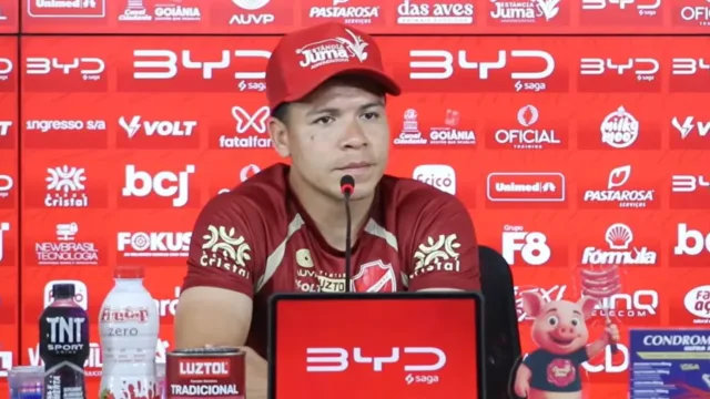 Máxima atenção! Marquinhos Gabriel defende equilíbrio contra melhor ataque da Série B