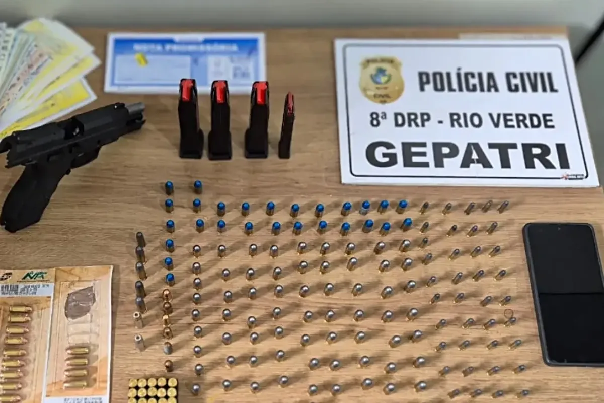 irmao-de-vereador-e-preso-por-cobrar-divida-de-familia-com-arma-na-mao,-em-rio-verde