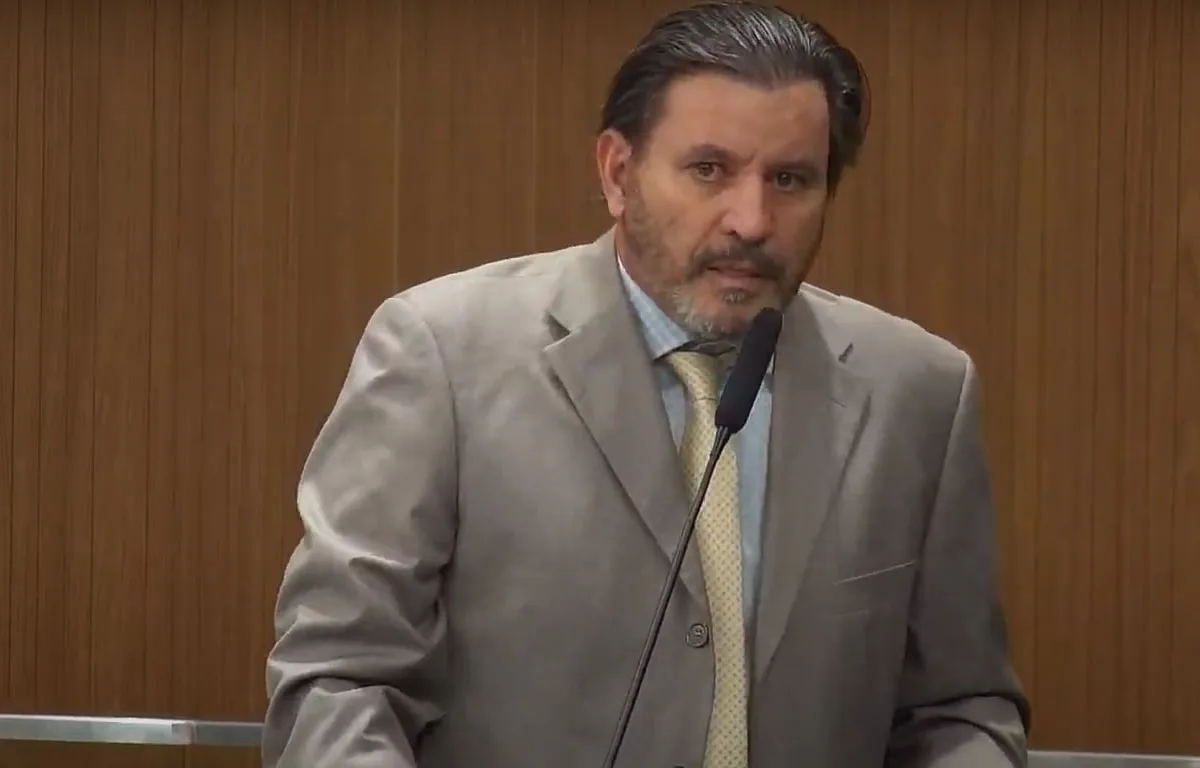 ‘malandro’:-tjgo-torna-clecio-alves-reu-por-calunia-e-injuria-contra-mabel