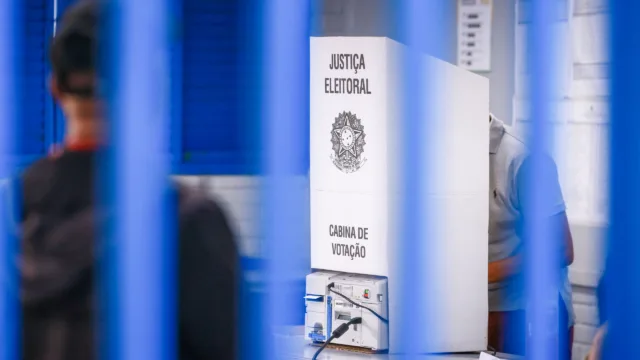 Eleições 2026: não votei no 1º turno. Posso votar no 2º?