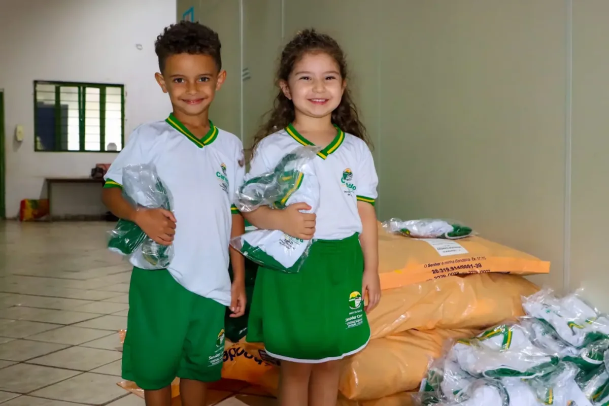 prazo-para-pedir-uniforme-escolar-gratuito-em-senador-canedo-termina-hoje