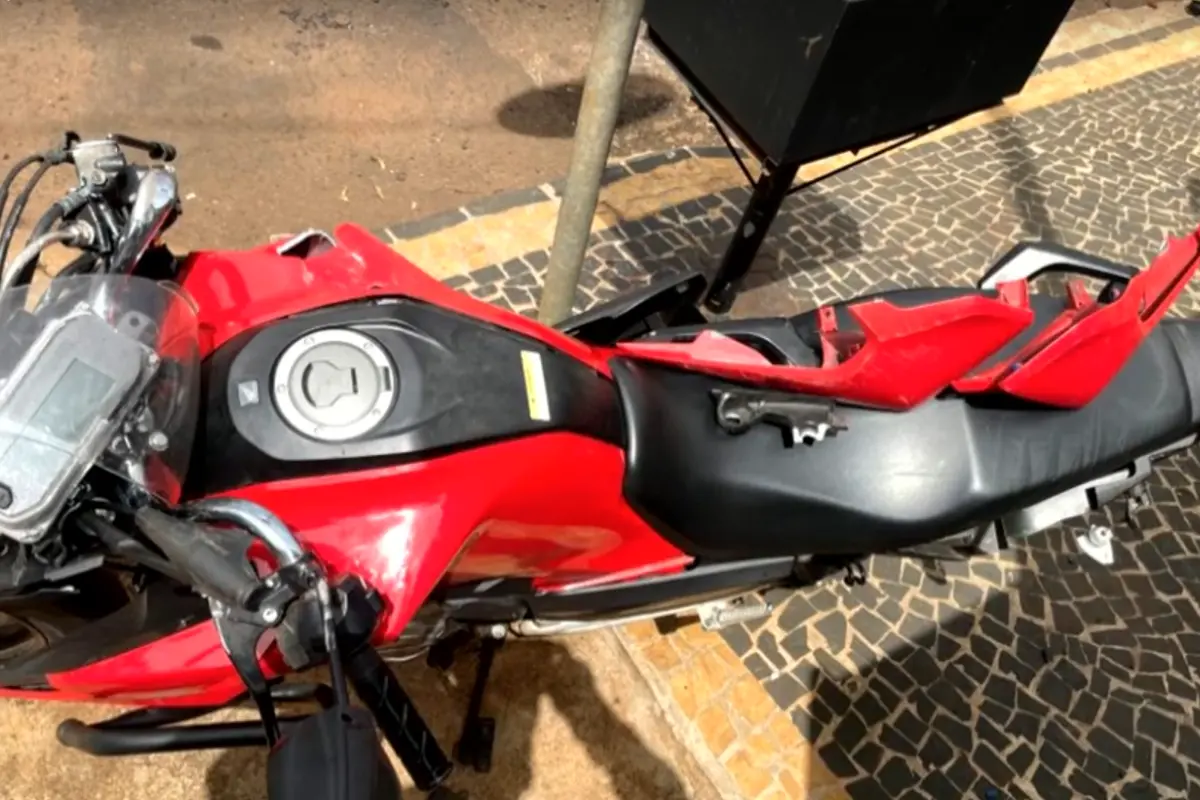 com-ciumes-da-companheira,-motorista-sem-cnh-atropela-motociclista-de-proposito-em-rio-verde