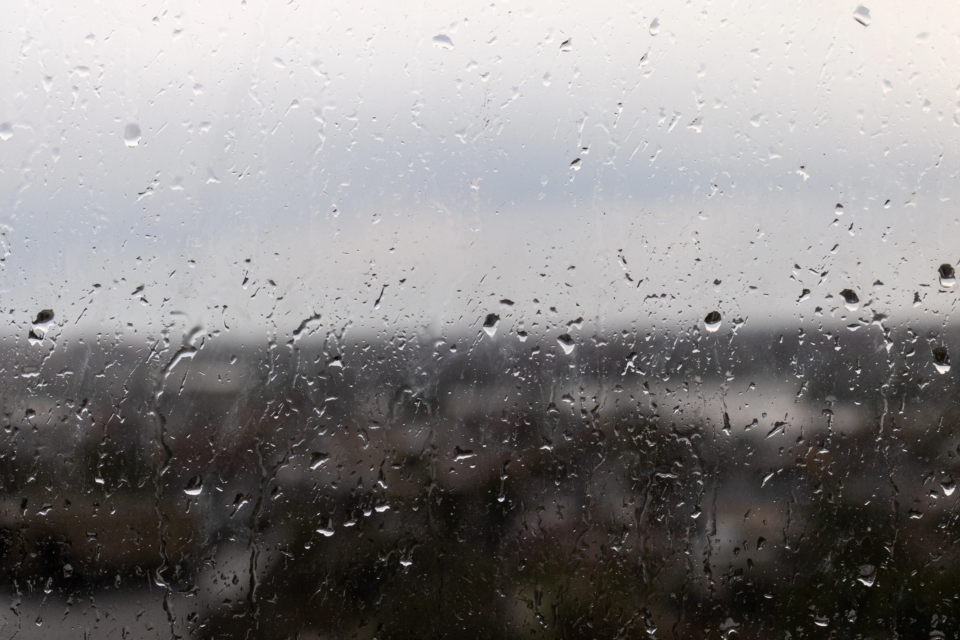 goias-tem-previsao-de-pancadas-de-chuva-e-risco-de-tempestades-nesta-terca-(20/10)