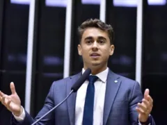 Nikolas Ferreira defende abertura de sigilos de Flávio Bolsonaro e divide opiniões; vídeo