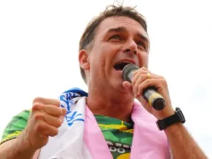 Flávio Bolsonaro diz que abre sigilo se Lula abrir o de Marcola, e campanha formaliza condição ao TSE
