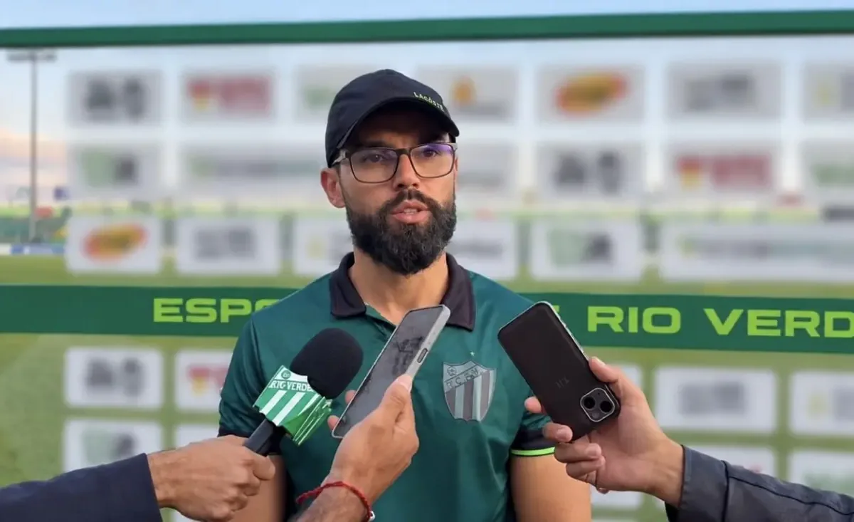 luan-carlos-e-anunciado-pelo-nacional-am-apos-titulo com-rio-verde