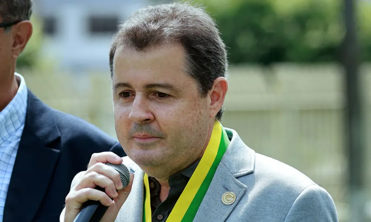 paulo-rogerio-se-exime-do-fracasso-do-goias-na-serie-b:-“nao-participei-de-nada-no-futebol”