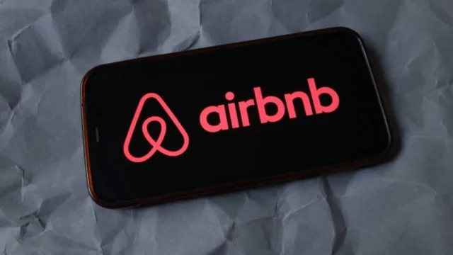 Airbnb proíbe anfitriões de exigirem limpeza pesada no checkout